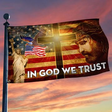 Discover In God We Trust Eagle Patriotic Grommet Flag