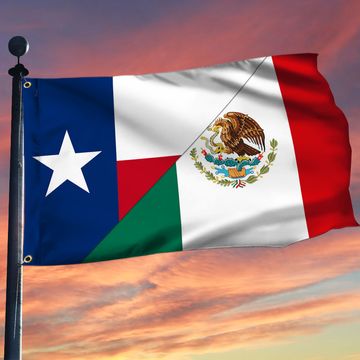 Discover Texas And Mexico Grommet Flag