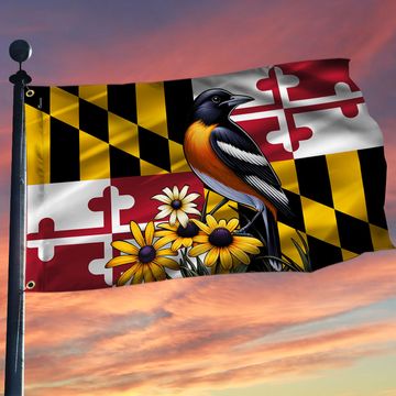Discover Maryland State Baltimore Oriole Bird and Black-eyed Susan Flower Grommet Flag
