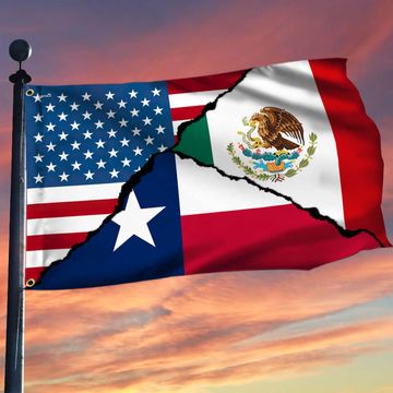 Discover American Mexican Texas Grommet Flag