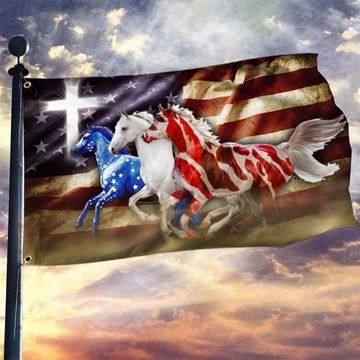 Discover America Horse Grommet Flag Run Run