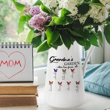 Discover Personalised Grandma's Garden Birth Flower Butterfly Ceramic Flower Vase with 1-10 Names Birthday Mother's Day Gift for Mom Grandma Family
