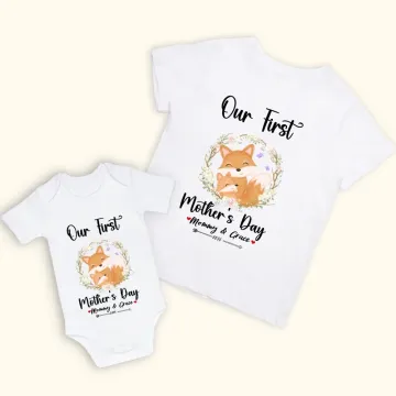 Discover Personalised Our First Mother's Day T-shirt Baby Onesie Set with Wreath Fox and Names Mother's Day Gift for New Mom Baby