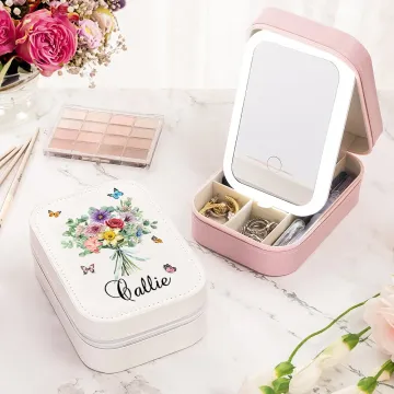 Discover Personalised 1-8 Birth Flowers Bouquet Leather Jewellery Box with LED Three-colour Adjustable Makeup Mirror Travel Essential Birthday Gift for Family