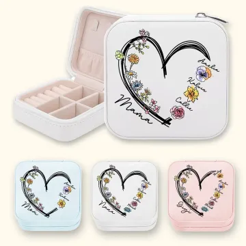 Discover Personalised Heart Birth Flower Portable Jewellery Case with 1-6 Names Travel Essentials Birthday Mother's Day Gift for Mom Grandma