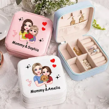 Discover Personalised Cartoon Mom and Daughter Portable Leather Travel Jewellery Box with Names Birthday Mother's Day Gift for Mom Grandma