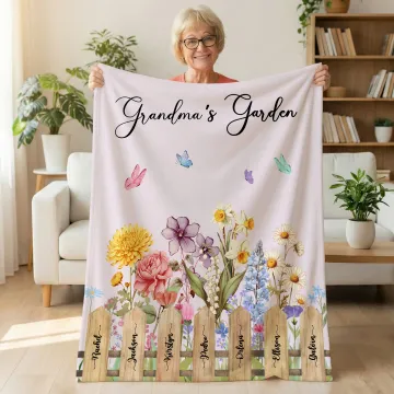 Discover Personalised 1-7 Birth Flowers Butterfly Soft Throw Blanket with Names Home Decor Mother’s Day Birthday Gift for Mom Grandma