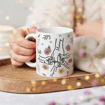 Discover Personalised Holding Hands Birth Flower Ceramic Mug with 1-12 Names Mother's Day Birthday Gift for Mom Grandma