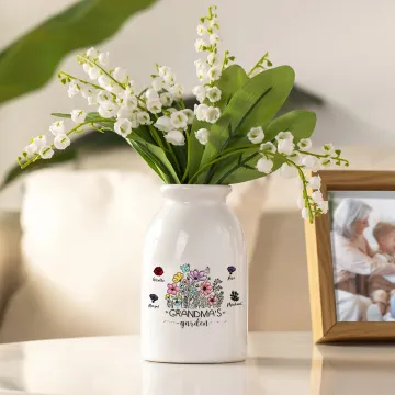 Discover Personalised Mother Grandma's Garden Birth Flower Ceramic Vase with Name Home Decor Mother's Day Birthday Gift for Mom Grandma