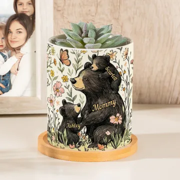 Discover Personalised Cute Floral Butterfly Bear Mom Kid Ceramic Flower Pot with 1-5 Names and Bamboo Tray Mother's Day Birthday Gift for Mom