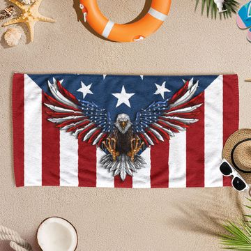Discover Patriotic American Eagle Happy Beach Towel