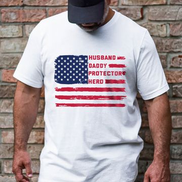 Discover Husband Daddy Protector Hero Father's Day T-Shirt