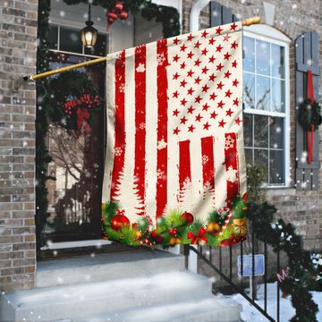 Discover Christmas Flag