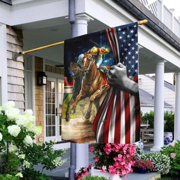 Discover Horse Racing Flag