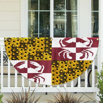 Discover Maryland State Crab and Black-eyed Susan Flower Maryland Non-Pleated Flag