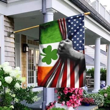 Discover Irish Shamrock Flag
