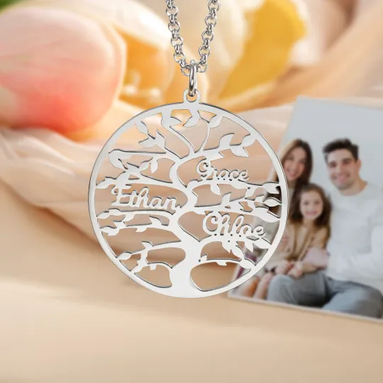 Gifts for Mom & Grandma Family Tree Name Necklace
