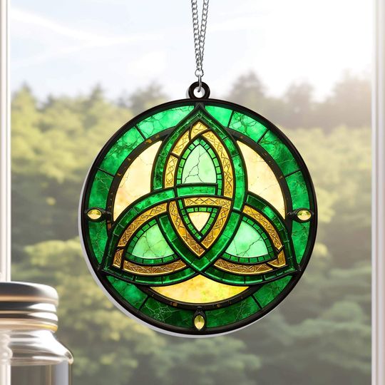 Celtic Trinity Knot Irish St. Patrick's Day Suncatcher Hanging Sign